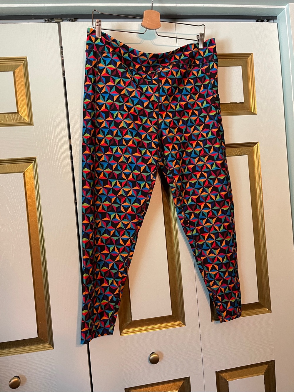 Disney parks exclusive Epcot Spaceship Earth Print Leggings - Multicolor